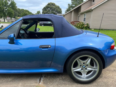 2000 BMW M Roadster in Estoril Blue Metallic over Estoril Blue & Black Nappa