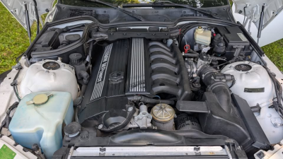 2000 BMW M Roadster in Alpine White 3 over Black Nappa