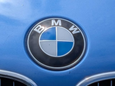 2000 BMW M Roadster in Estoril Blue Metallic over Estoril Blue & Black Nappa