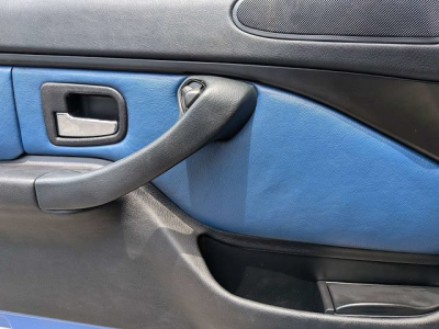 2000 BMW M Roadster in Estoril Blue Metallic over Estoril Blue & Black Nappa