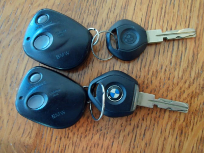 2000 BMW M Roadster in Estoril Blue Metallic over Estoril Blue & Black Nappa