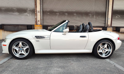 2000 BMW M Roadster in Alpine White 3 over Dark Gray & Black Nappa