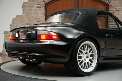 2001 BMW M Roadster in Black Sapphire Metallic over Imola Red & Black Nappa