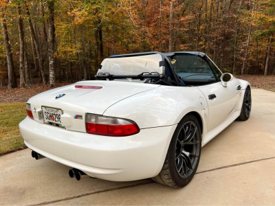2002 BMW M Roadster in Alpine White 3 over Estoril Blue & Black Nappa