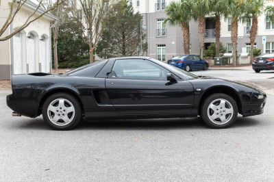 1991 Acura NSX in Berlina Black over Black