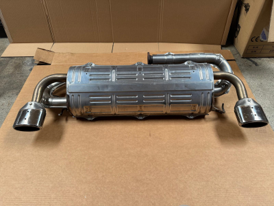 1993 Acura NSX in Grand Prix White over Red