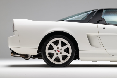 2003 Acura NSX in Grand Prix White over Black
