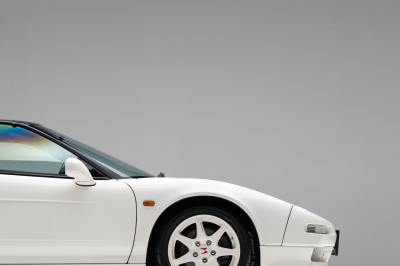 2003 Acura NSX in Grand Prix White over Black