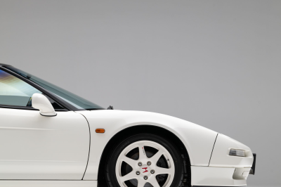 2003 Acura NSX in Grand Prix White over Black