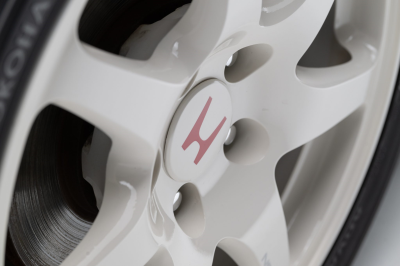 2003 Acura NSX in Grand Prix White over Black