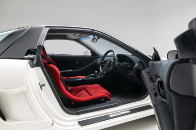 2003 Acura NSX in Grand Prix White over Black