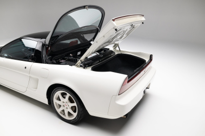 2003 Acura NSX in Grand Prix White over Black