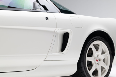 2003 Acura NSX in Grand Prix White over Black