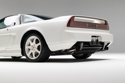 2003 Acura NSX in Grand Prix White over Black