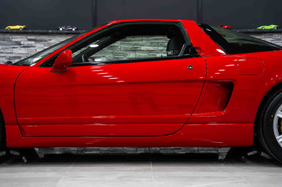 2005 Acura NSX in New Formula Red over Black