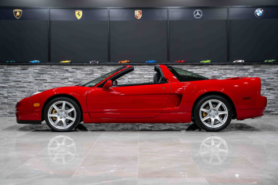 2005 Acura NSX in New Formula Red over Black