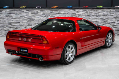 2005 Acura NSX in New Formula Red over Black