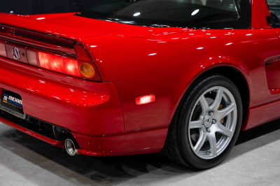 2005 Acura NSX in New Formula Red over Black