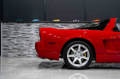 2005 Acura NSX in New Formula Red over Black