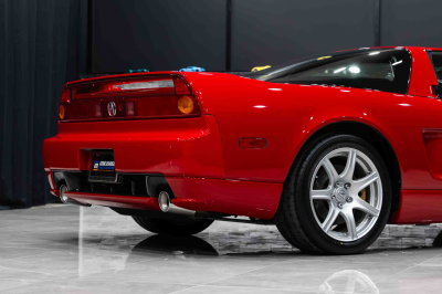 2005 Acura NSX in New Formula Red over Black