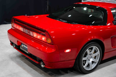 2005 Acura NSX in New Formula Red over Black