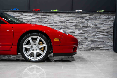 2005 Acura NSX in New Formula Red over Black