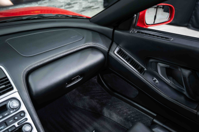 2005 Acura NSX in New Formula Red over Black