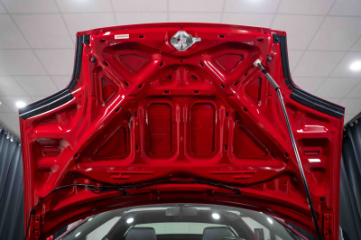 2005 Acura NSX in New Formula Red over Black