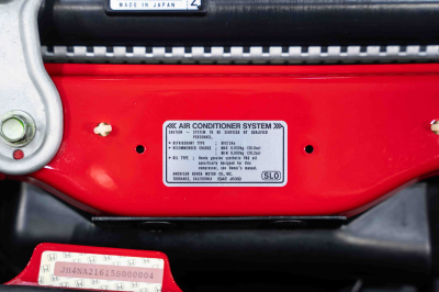 2005 Acura NSX in New Formula Red over Black