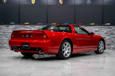 2005 Acura NSX in New Formula Red over Black