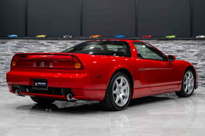 2005 Acura NSX in New Formula Red over Black