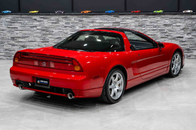 2005 Acura NSX in New Formula Red over Black