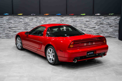 2005 Acura NSX in New Formula Red over Black