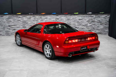 2005 Acura NSX in New Formula Red over Black