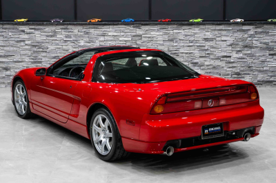 2005 Acura NSX in New Formula Red over Black