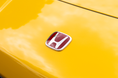 2005 Acura NSX in Rio Yellow over Black