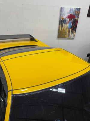 2005 Acura NSX in Rio Yellow over Black