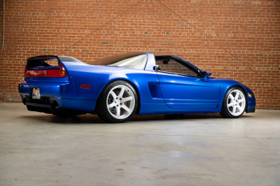2005 Acura NSX in Long Beach Blue over Blue