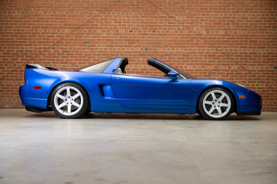 2005 Acura NSX in Long Beach Blue over Blue