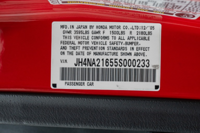 2005 Acura NSX in New Formula Red over Black