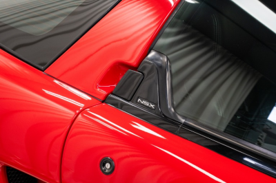 2005 Acura NSX in New Formula Red over Black