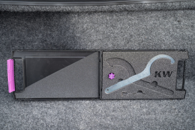 2000 Acura NSX in Monaco Blue over Black