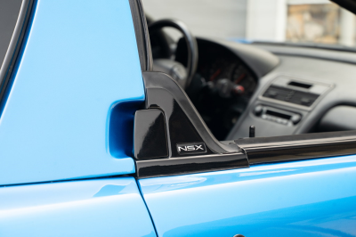 2000 Acura NSX in Monaco Blue over Black