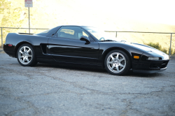2001 Acura NSX in Berlina Black over Black
