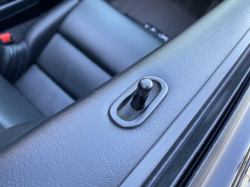 2001 Acura NSX in Berlina Black over Black