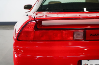 2000 Acura NSX in New Formula Red over Tan