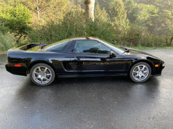 2000 Acura NSX in Berlina Black over Black