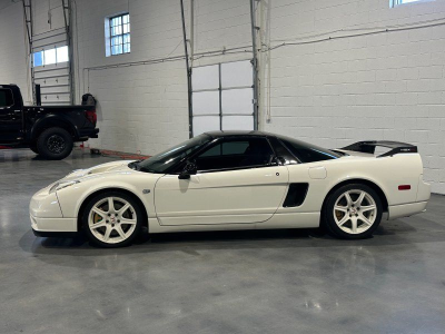 2000 Acura NSX in Grand Prix White over Red