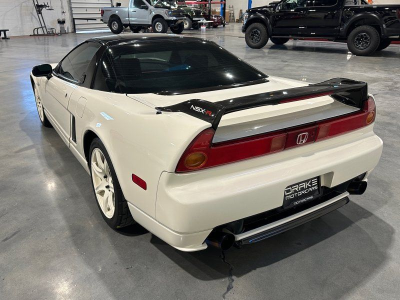 2000 Acura NSX in Grand Prix White over Red