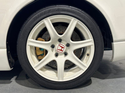 2000 Acura NSX in Grand Prix White over Red